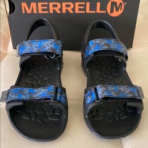 NEW Merrell Black and Blue Sandals